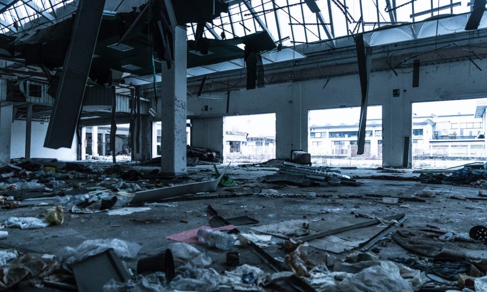 damaged-building-interior-930434